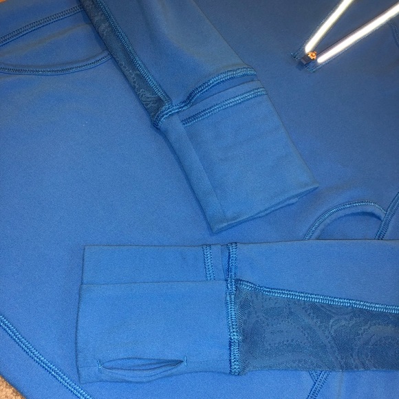 Lululemon Star Runner Pullover - Picture 4 of 6